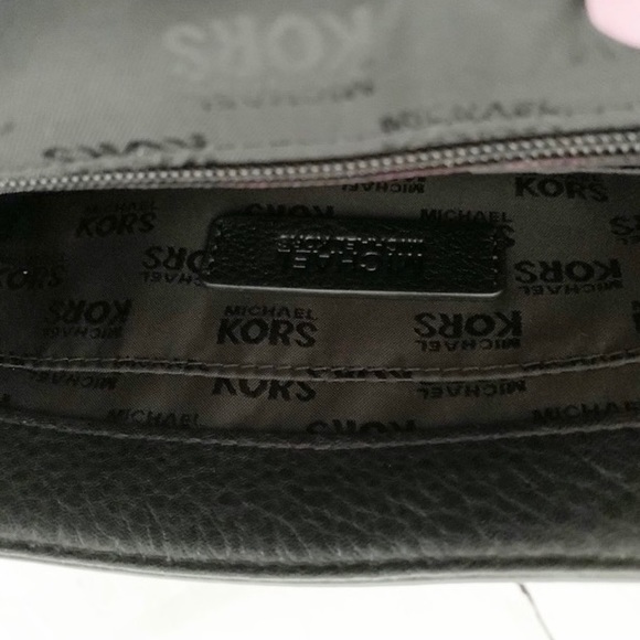 Michael Kors Black Hamilton Whipped Leather Handbag - Picture 10 of 10